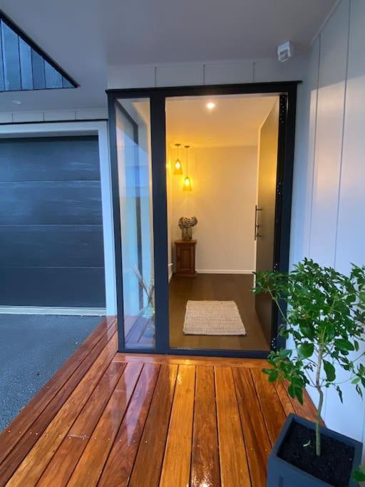 Luxury Escape In Cbd - Walking Distance To Town Villa Tauranga Exterior photo